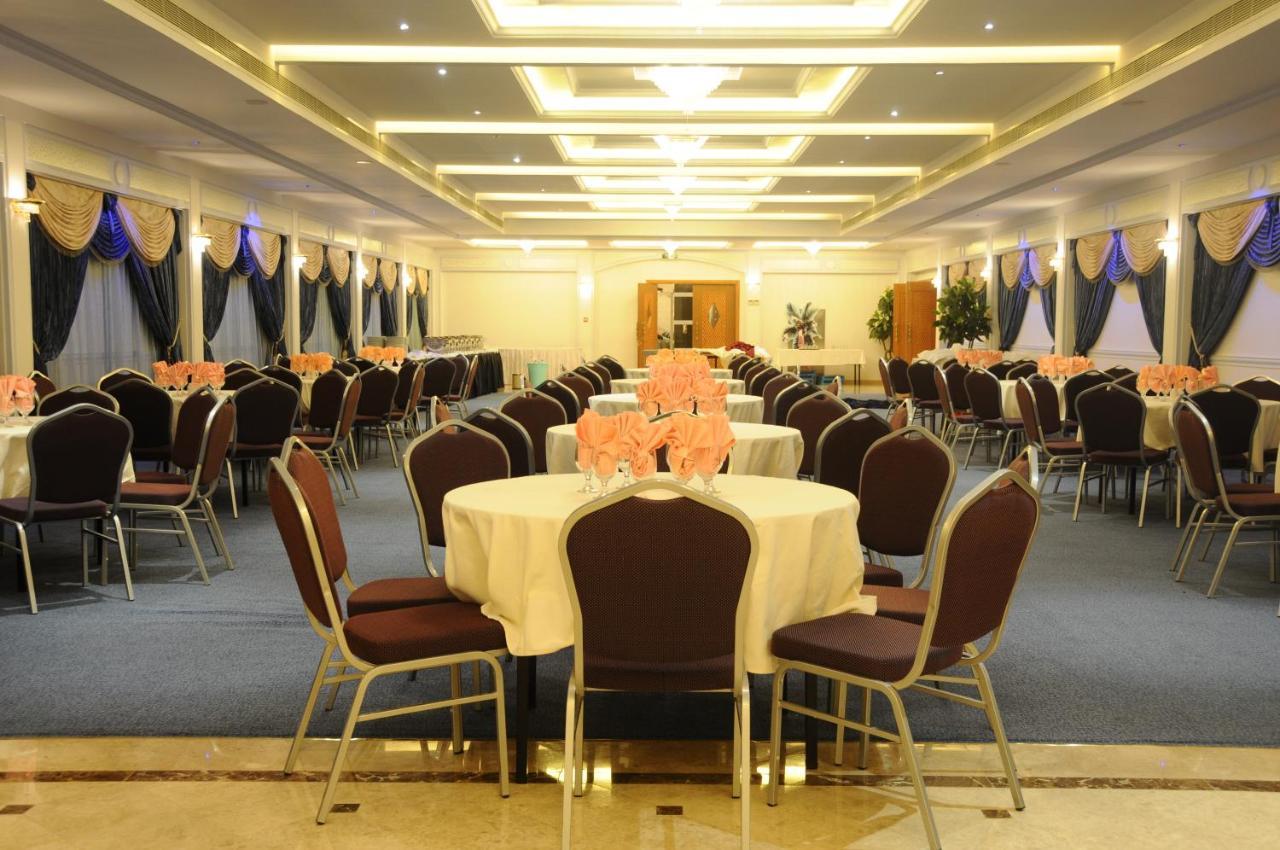 Johny International Hotel Muscat Exterior foto