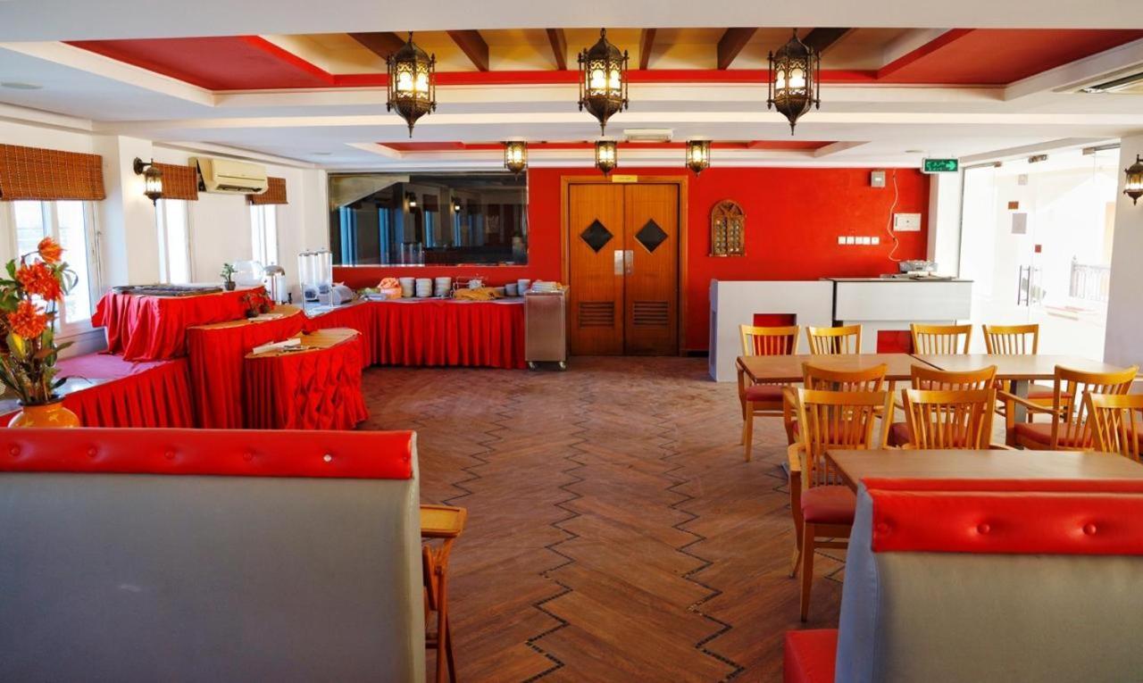 Johny International Hotel Muscat Exterior foto