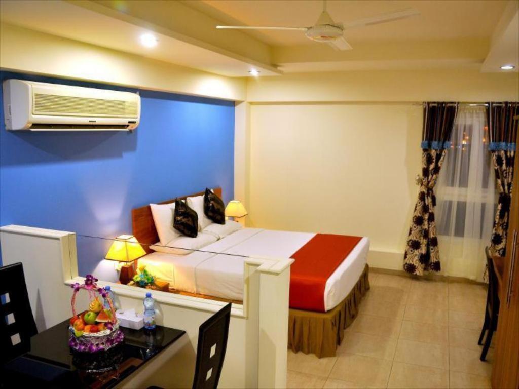Johny International Hotel Muscat Exterior foto