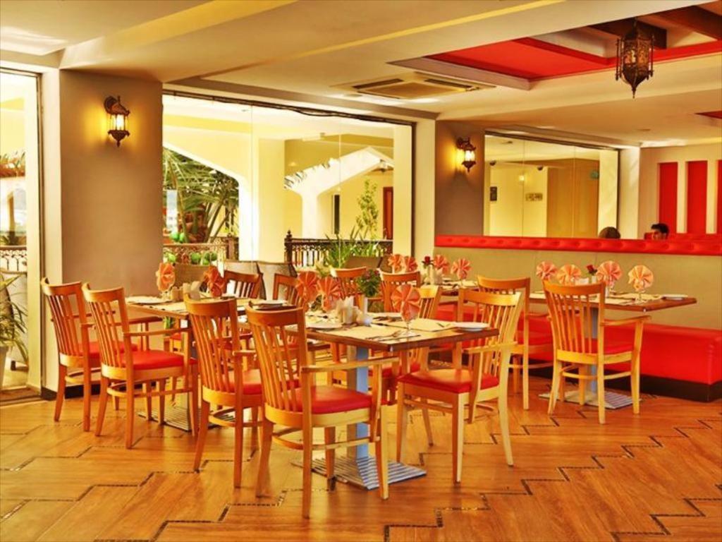 Johny International Hotel Muscat Exterior foto